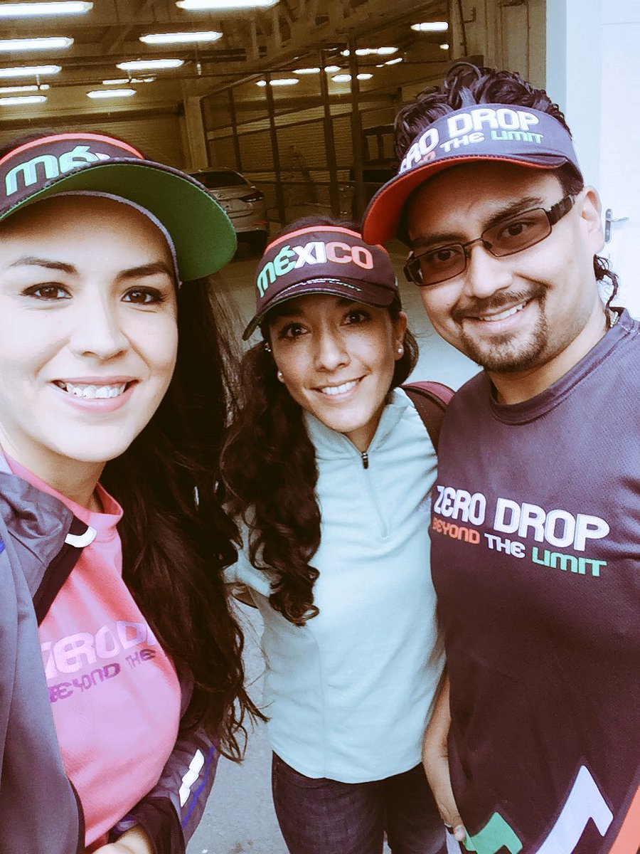 cse832's tweet image. best team ever @zerodropmx