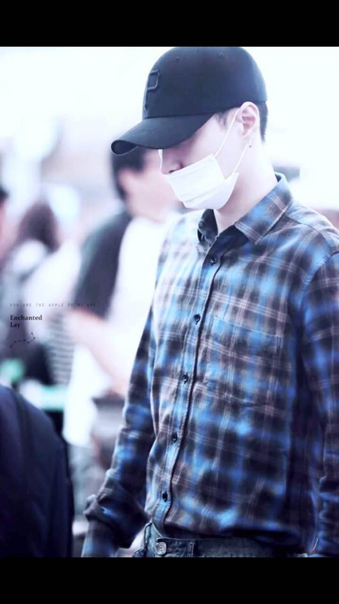 ZYXLAYMAMA's tweet photo. [PIC] 160908 Lay - ICN Airport (Cr: EnchantedLay) https://t.co/Z8GlfMYOfM