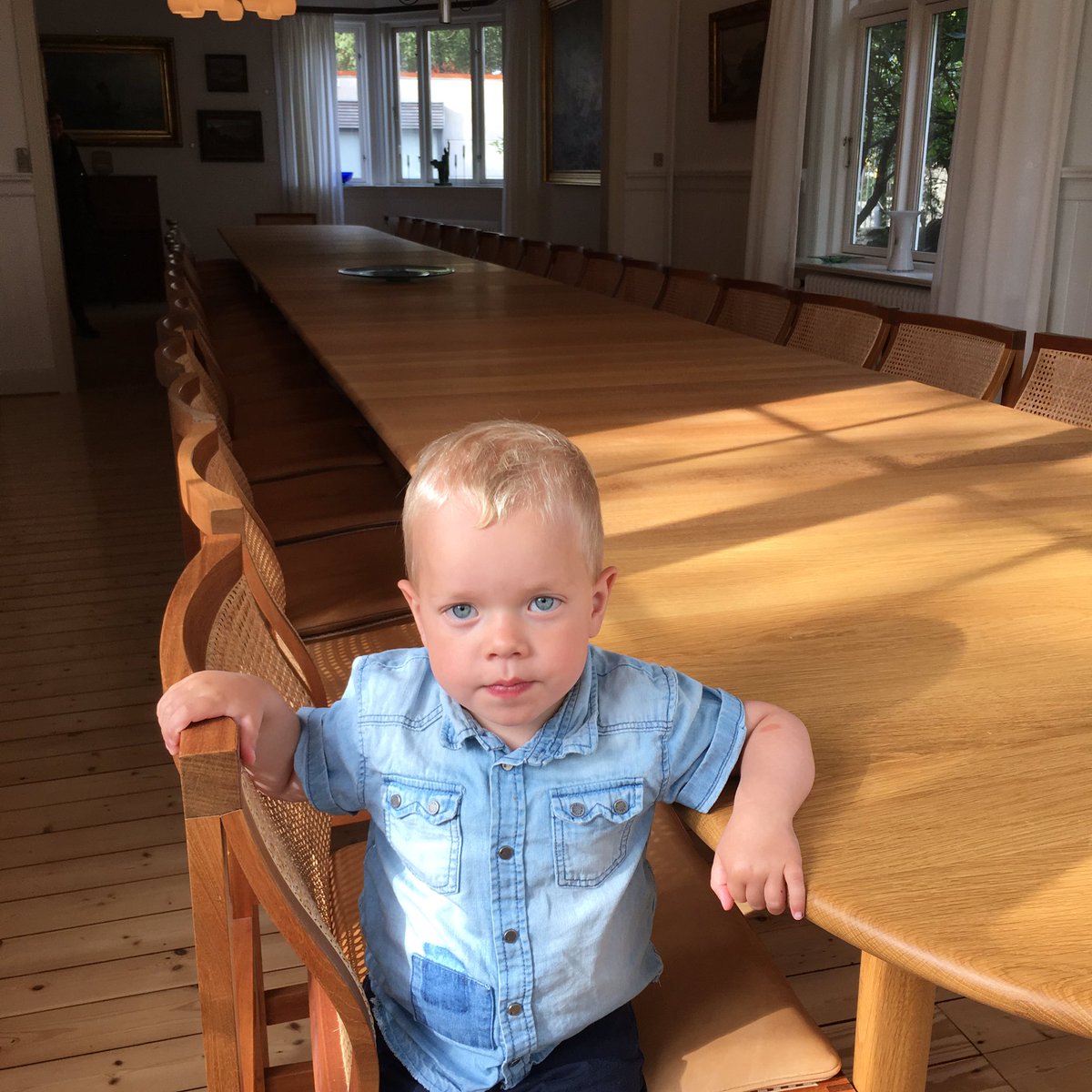 Andreas og borðið 😀