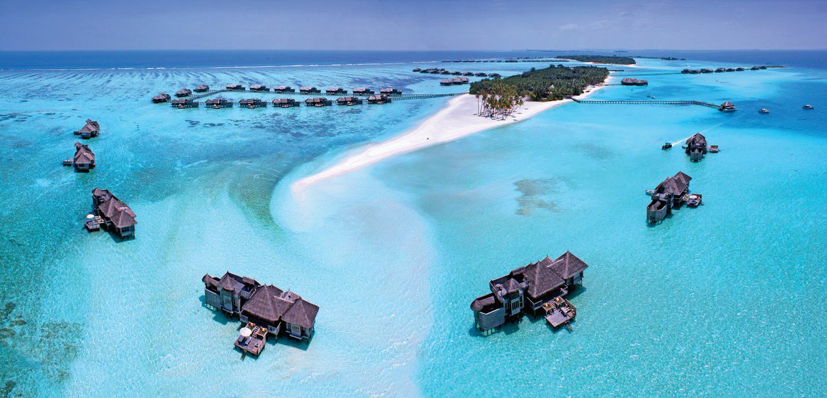 Fueladdicts's tweet photo. @Fueladdicts @THEnergyNet #EcoResort15@Maldives #Swimsol pilot of floating #PV #renewables https://t.co/AeRFCrMBuF https://t.co/KqBqLjW6UV