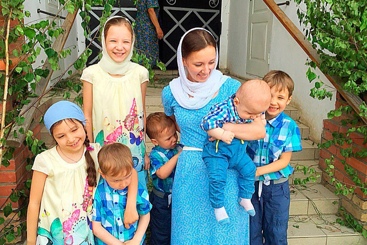 lf_kids's tweet photo. Матушка для каждого. Какая она — Анна Кузнецова?
https://t.co/qp6hGuMgbW https://t.co/uVZQhiXpb8