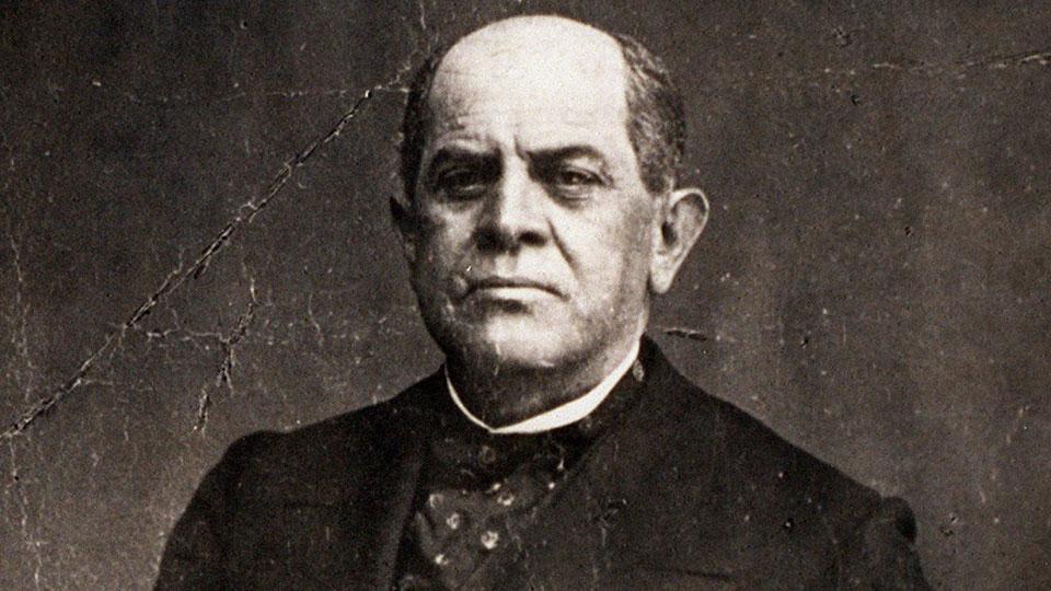 LANACION's tweet photo. Diputados del PJ piden crear el Instituto Nacional Domingo Faustino Sarmiento https://t.co/9aCWNXrNx7 https://t.co/riEiarjwvA