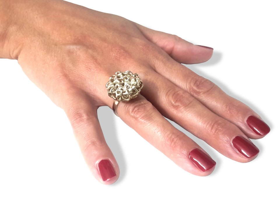 Kiorodesign's tweet photo. Check out the #3Dprinted PERLA https://t.co/ZNPCFlKcIa via @shapeways https://t.co/IBFGZTpdWr