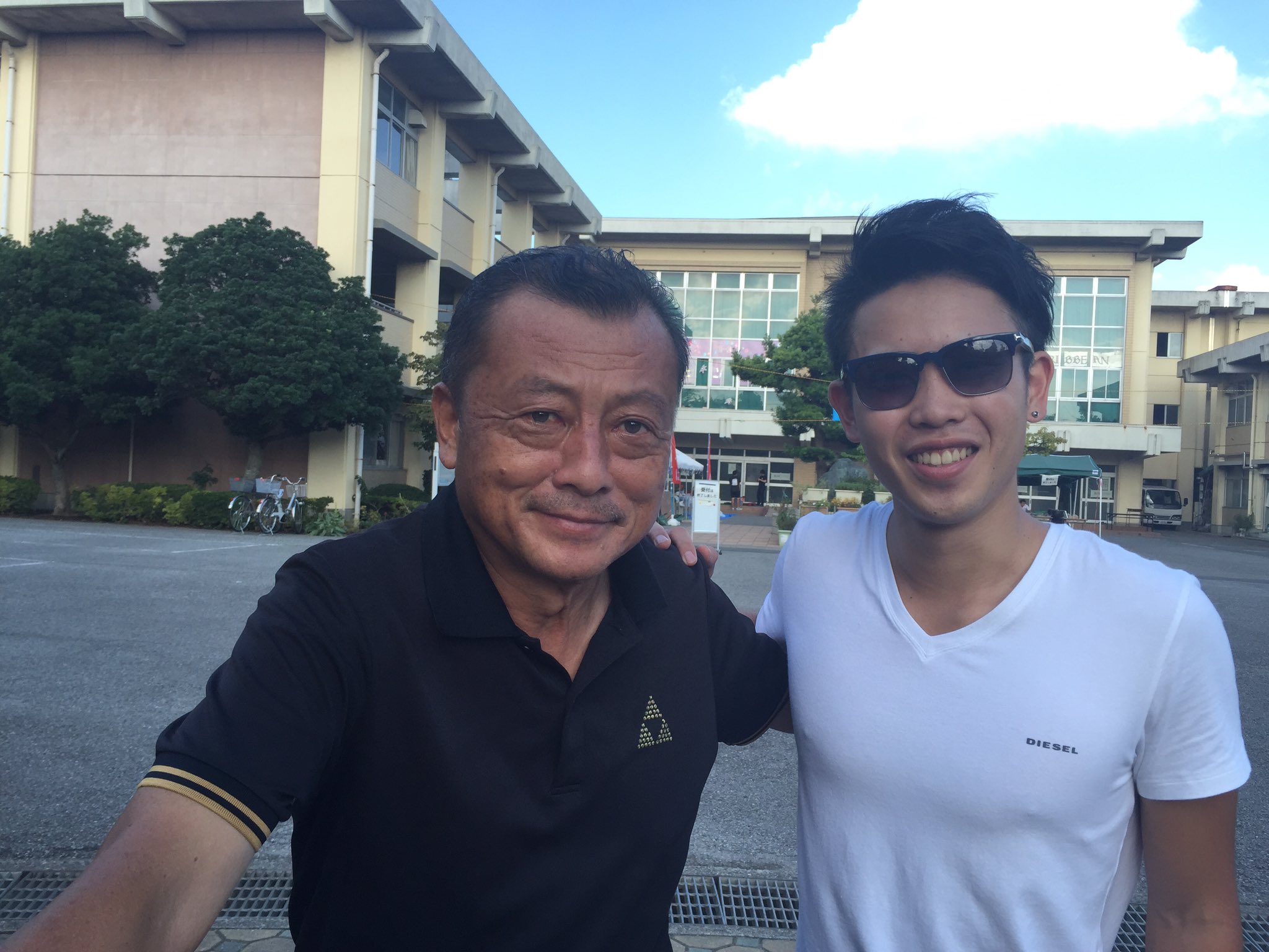 星野 孝介 柏の葉文化祭最高だった 劇全部見たけどホント感動したし みんなにも先生達にも会えて幸せ感じました 夜も楽しかった また早めで集まろう 柏の葉 双葉祭 柏の葉高校 T Co Crvcrx8ib0