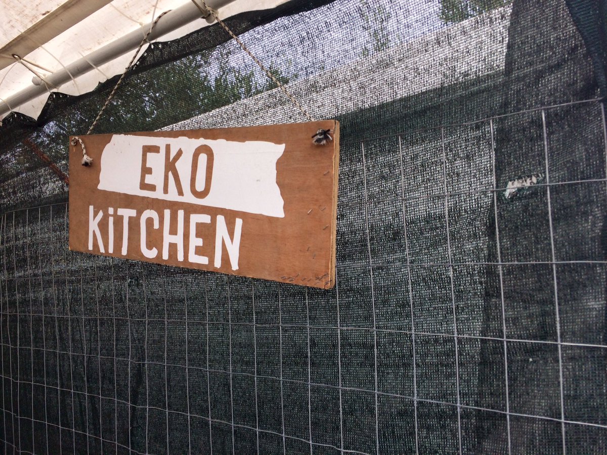 Fotomovimiento's tweet photo. Bon dia :) #EkoKitchen in #Eko2. Again :) @ComunitatEko #Greece https://t.co/MXVjK4Wbkf