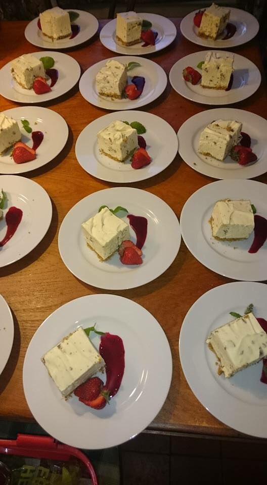 TheRusticCo's tweet image. Malteaser &amp;amp; Salted Chocolate Cheesecake 🎉 
#Foodie #Desserts #Catering