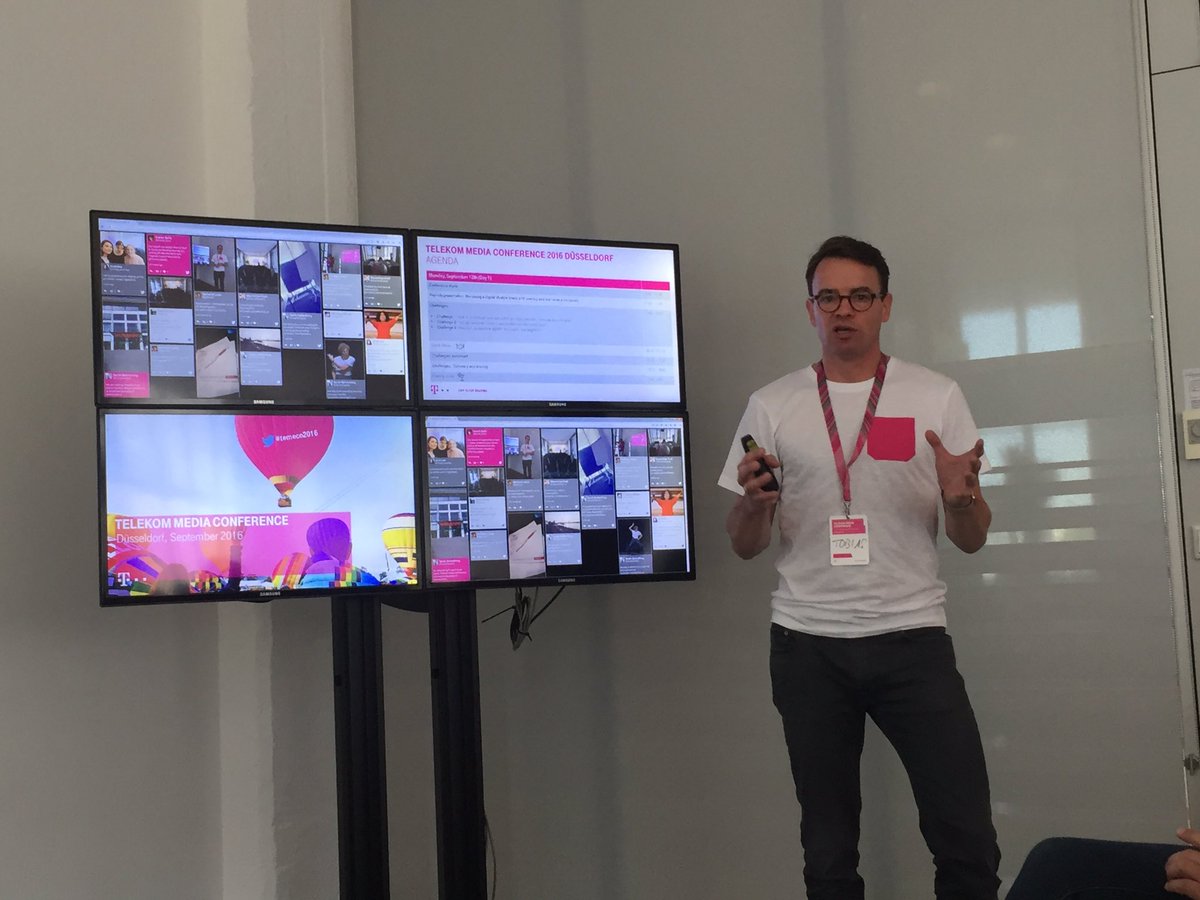 natalie_voth's tweet photo. Tobias Schmidt presenting #lovemagenta at Telekom Media Conference #temeco2016 https://t.co/LNrNppbCkV