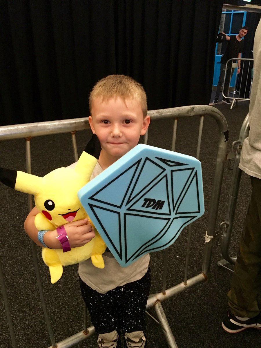 lucy_tyler7's tweet photo. a big happy birthday to my special little man! Can't believe your 6 already very proud of you ! #happybirthdaymason https://t.co/SJ8m0GgQWR