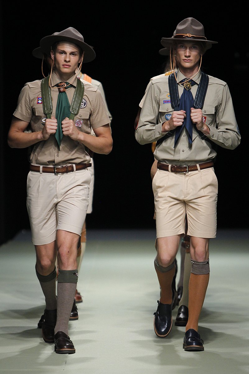 RUDEmagazine's tweet photo. #ECIMFShowMen: la pasarela madrileña presentó sus colecciones para hombre.Todos los detalles https://t.co/uArC2RkUSH https://t.co/MqJT4GTcZr