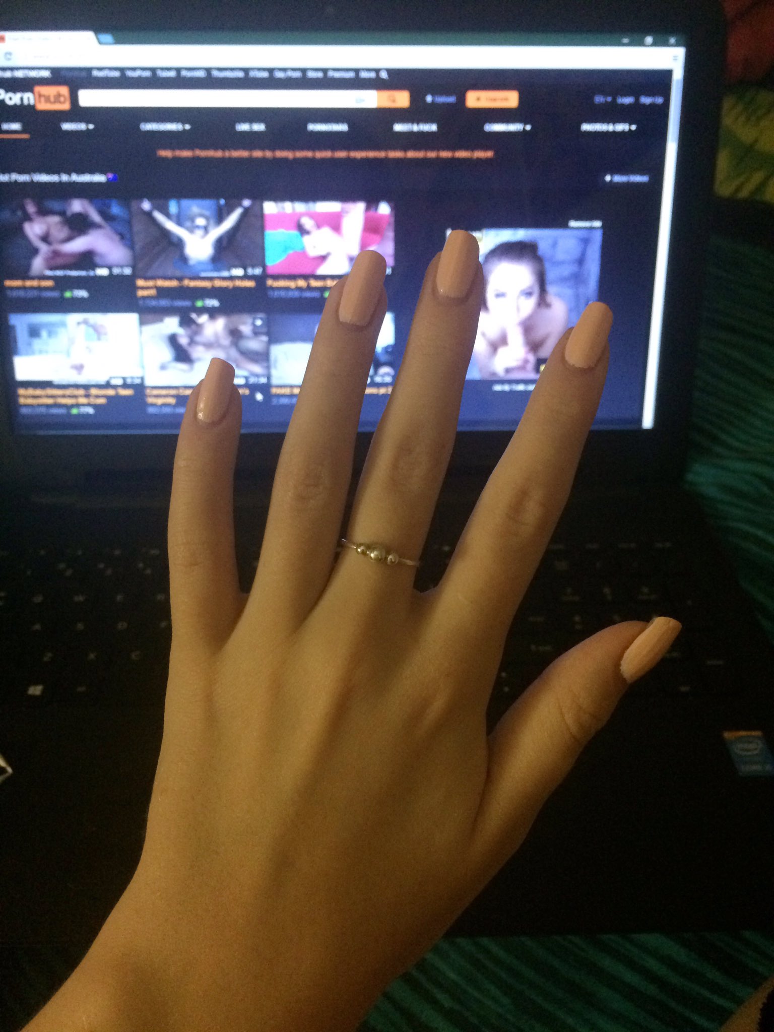 Diddly on Twitter: "I LOVE this nail polish colour 😍 it's like a pale