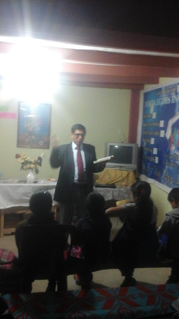 FelipeNure's tweet photo. Gran inicio de campaña evangelistica en los diferentes centros de predicación en el DM Celendin Sur #MetasUPN https://t.co/T4kTwx7pGW