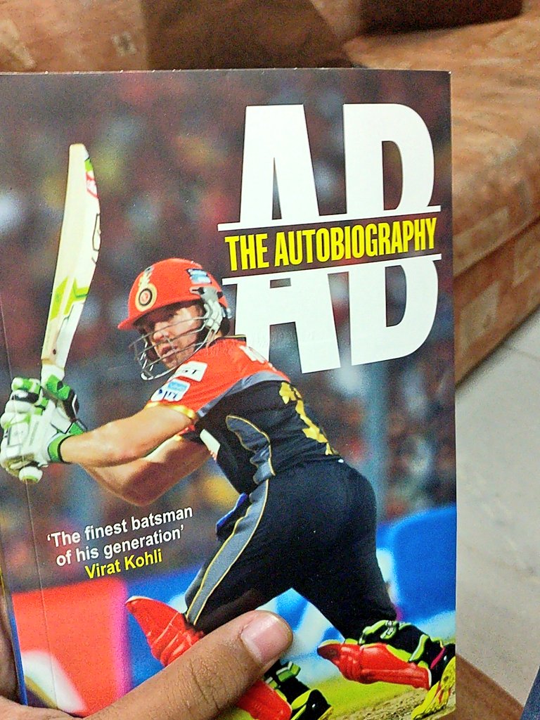 Parasbansal20's tweet photo. Finally!!! @ABdeVilliers17 got it! So excited and thrilled! #ABbook 😍
Just read the foreword from @JontyRhodes8! 👌 https://t.co/fPXG8xQp1r