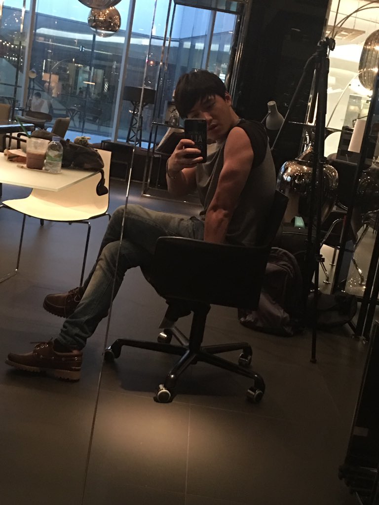 kristtps tweet picture