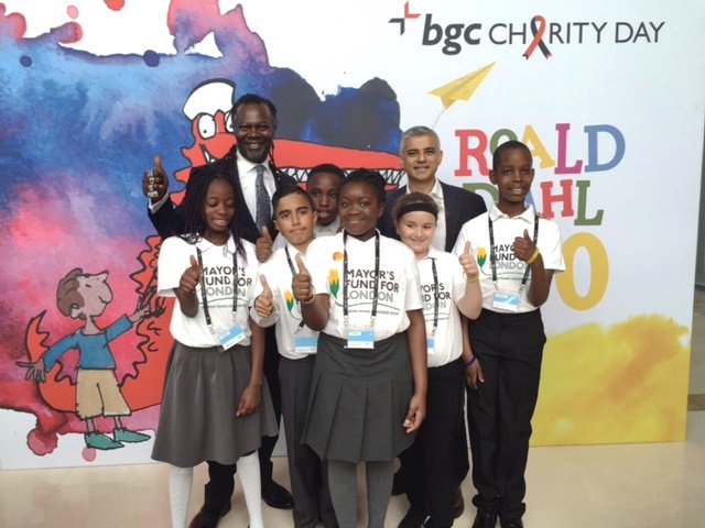 SadiqKhan's tweet photo. Lovely to meet pupils from @CardwellSE18 at #BGCcharityday this morning, and @MayorsFund ambassador Levi Roots! https://t.co/y4VV7dpi2k