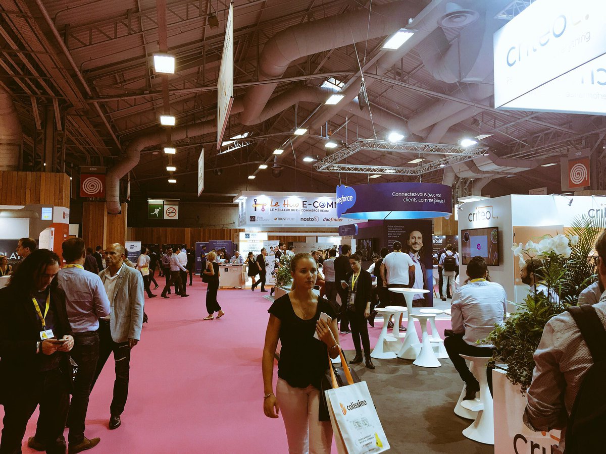 clsorel's tweet photo. #ParisRetailWeek2016 - Salon du e-commerce avec @MiaTawile @vismktg https://t.co/yDzUjO4sIK