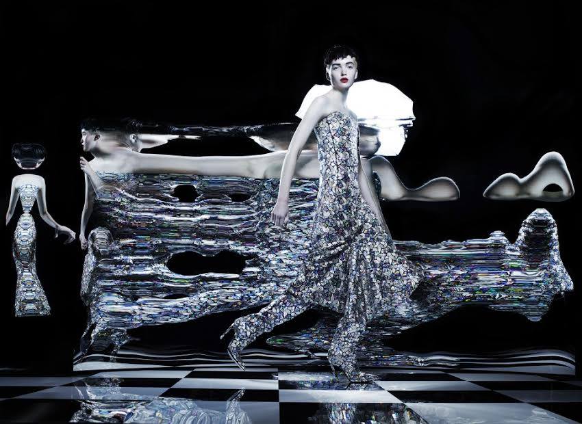 SHOWstudio's tweet photo. Missed out on '#StyleShootDraw'? The final images from Nick Knight’s shoot are live! https://t.co/6IaTSkZI5M https://t.co/nKGnvxz3n5
