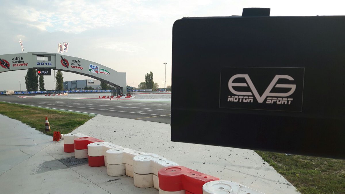 EVG_MotorSport's tweet photo. Anche quest'anno la #RokCupItalia  si è conclusa! Abbiamo assistito tre diversi Team in gara, weekend fantastico! https://t.co/7FqXqpsnU9