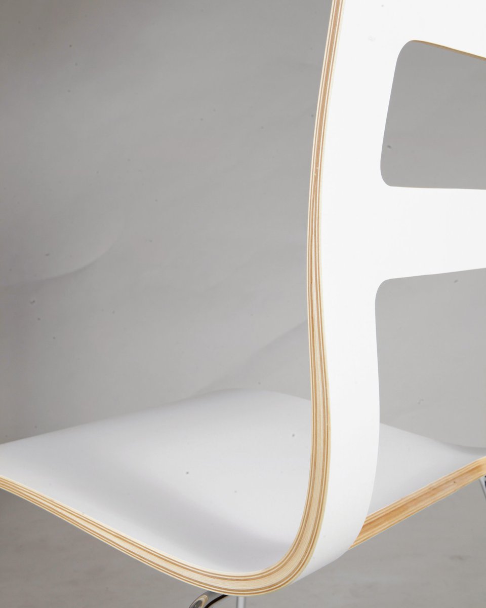 Plycollection's tweet photo. #Finestra #plywood #chair by #plycollection.
#interiordesign #woodenfurniture https://t.co/TcEIX4iP1o