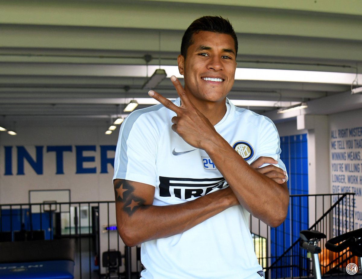 Inter's tweet photo. 📷 Seduta mattutina per i nerazzurri tra palestra e campo. Ecco tutte le foto 👉 https://t.co/X5JW3BIdNN #FCIM https://t.co/fPYw3kghDH