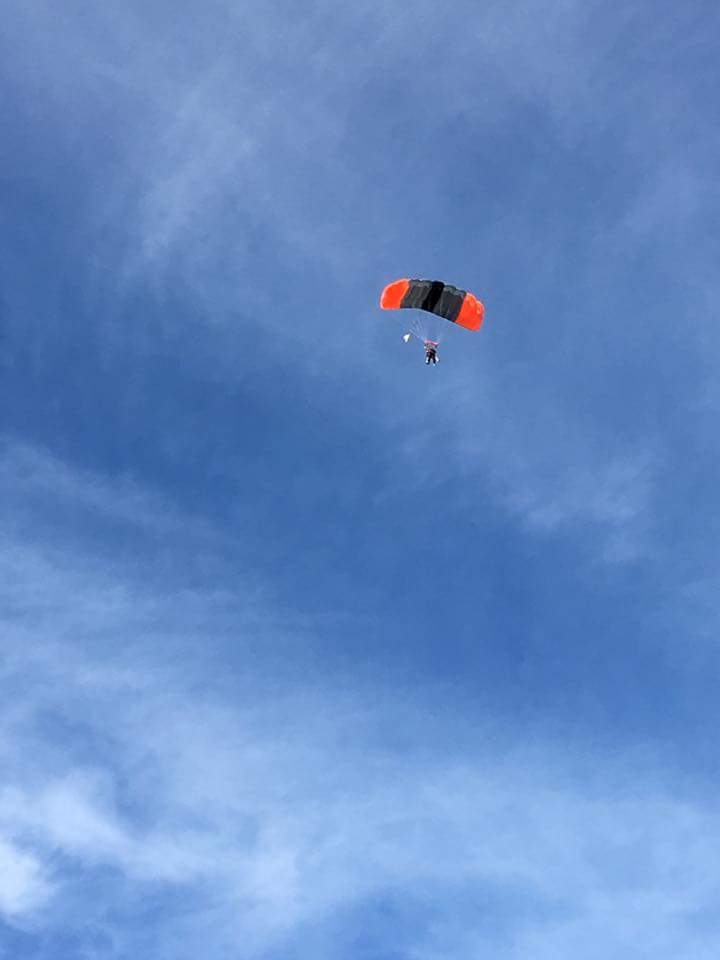 CornwallNDevon's tweet photo. On Saturday Claire jumped out a plane and raised an amazing £560 for GOSH!!! Well Done Claire! @LauraEvans81 @SDEBDD https://t.co/eVRhk5egxP