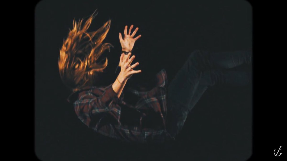 stayinx_'s tweet photo. i'm in love with the #CutItOutMusicVideo https://t.co/aFgXXth6Zz
