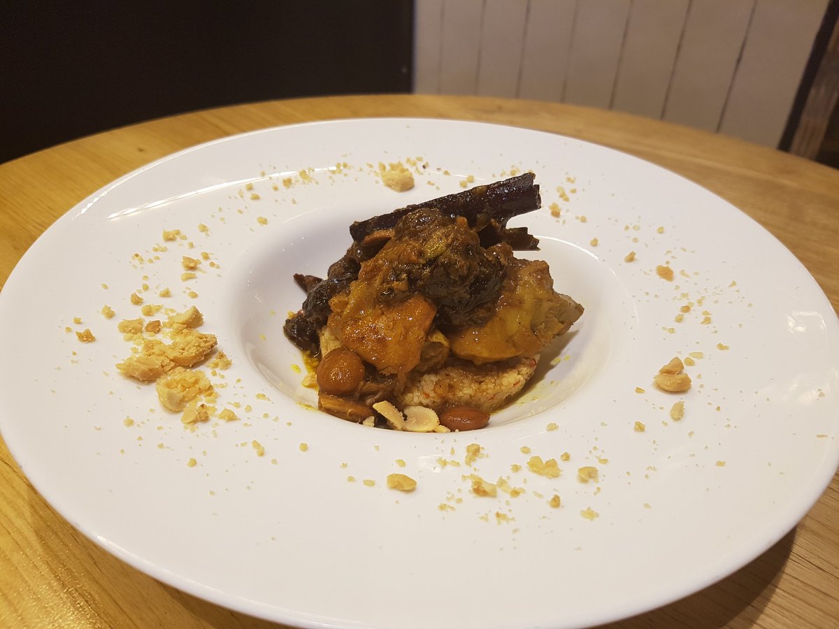 Hoy en La Cava.bar un delicioso pollo marroquí