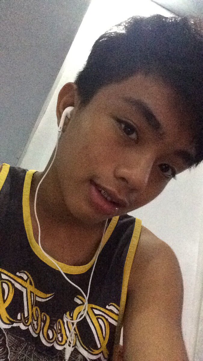 Paolo_Ramos2's tweet photo. Pogi ko naman dine😎 https://t.co/PLsQP8kpxV