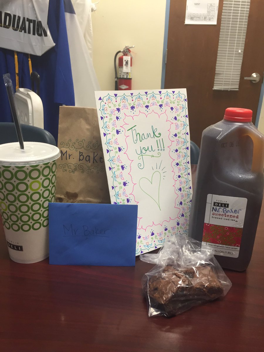 Dbaker77Don's tweet photo. Thank you Comfort Club for making me feel special today! #whyIloveTFA https://t.co/ayy0lcsbxF