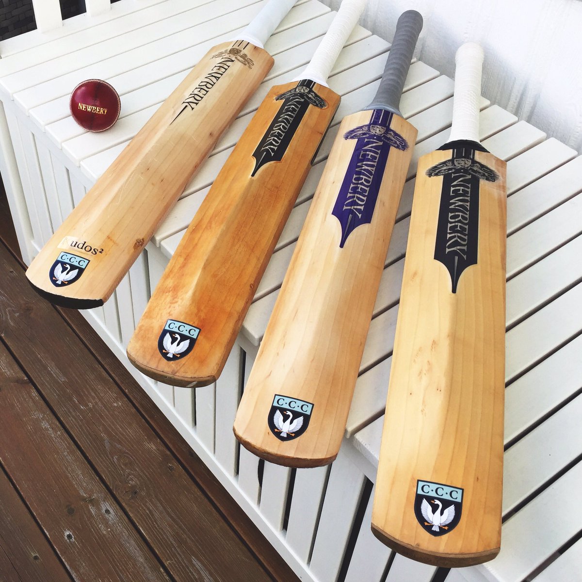 CCC_Norway's tweet photo. Weapons of choice #newberycricket @Newbery_Cricket #christianssandcc #cricket https://t.co/Wp4VKcJGLu