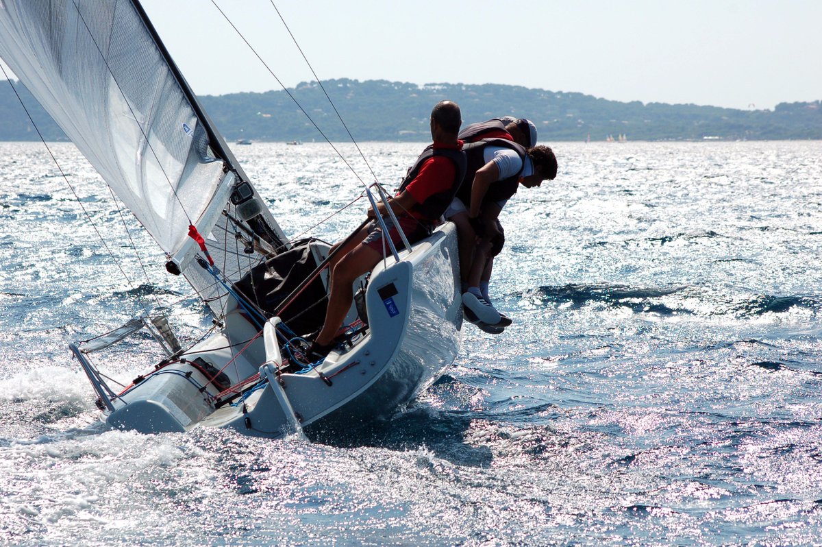 hyerestourisme's tweet photo. @Melges_24 Wonderful show in Hyeres' waters last week ! Thks @coychyeres 
#melges24 #melges #sail #Sailing https://t.co/zM3nFx6ivK