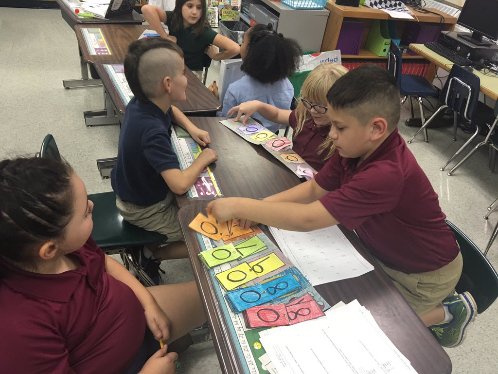 PHElementary's tweet photo. Place Value in 3rd grade @PHElementary #SuccessTPS https://t.co/6jXbWorRBD