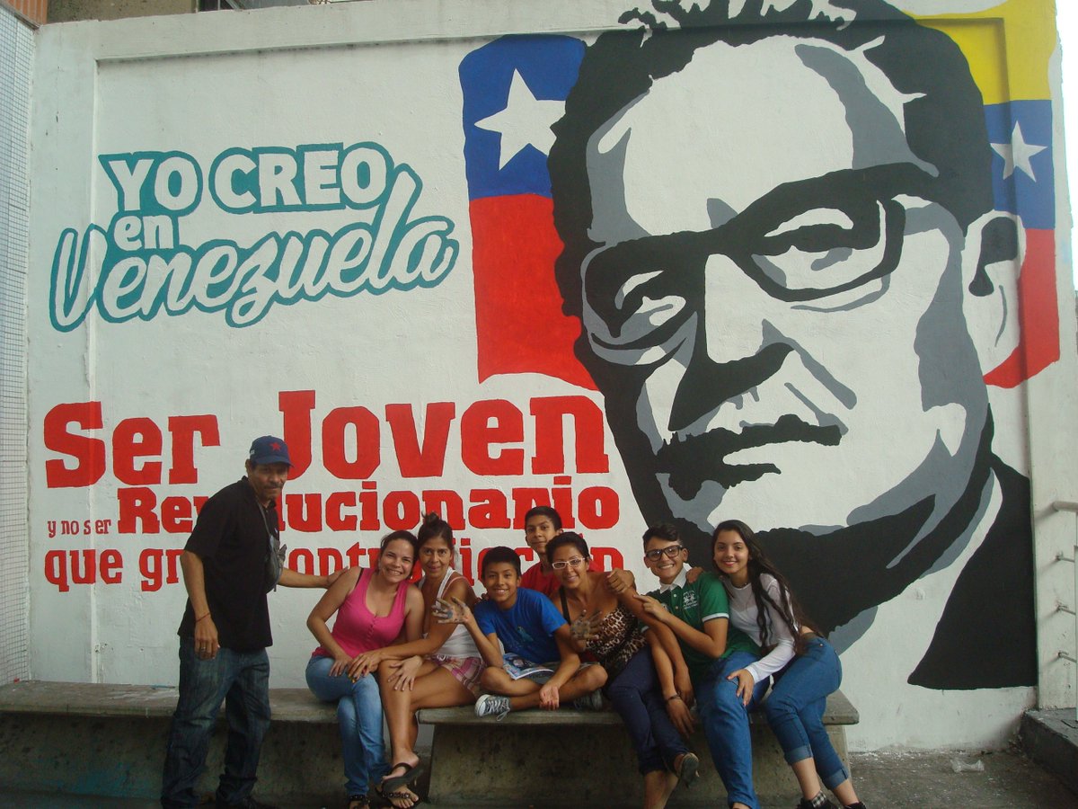 Brigada Muralista César Rengifo de Ccs, rindió honores a Salvador Allende con un magnífico mural en Av. Nva Granada | Vicepresidencia Vzla | Scoopnest