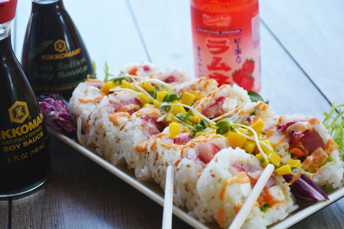 Hate Mondays make it better with your own sushi creation. 
 visit our north hollywood, CA location. #sushi #hdyr