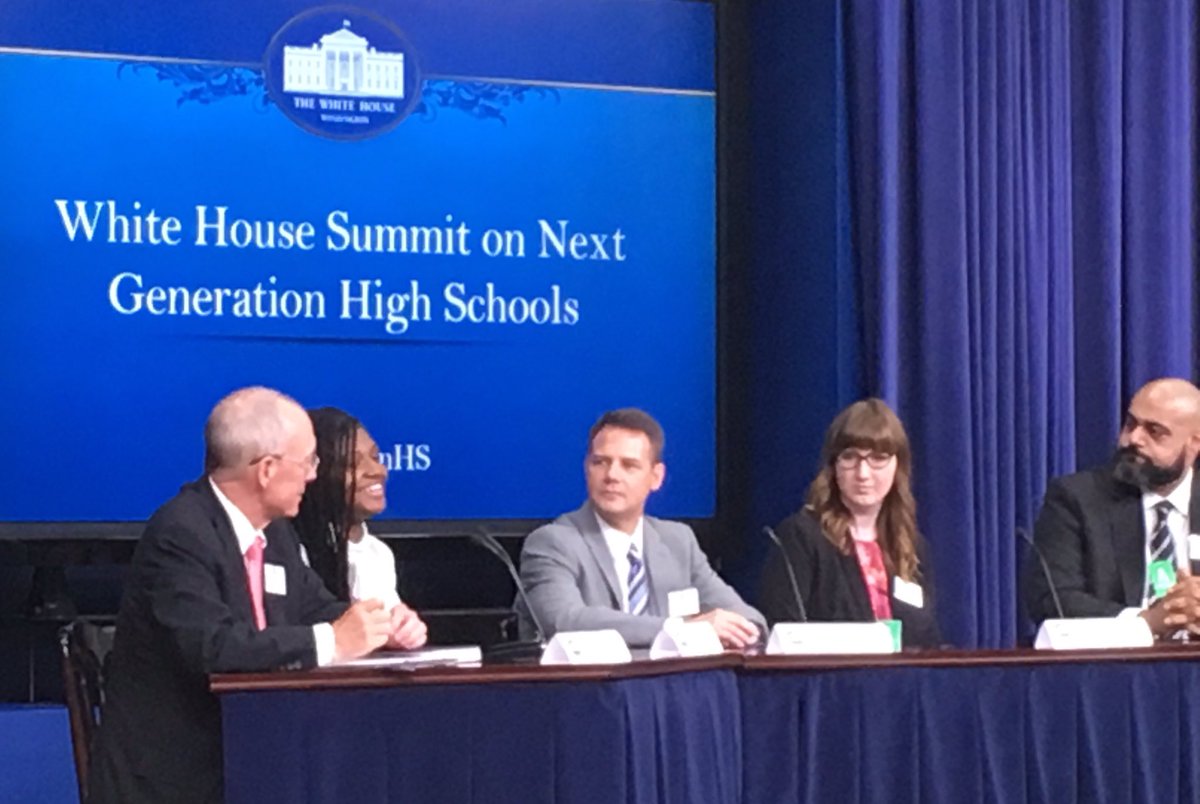 pedroarivera2's tweet image. Pleasure 2 hear from @PHLschools Workshop School Student, sharing her experience. White House Summit on #NextGenHS