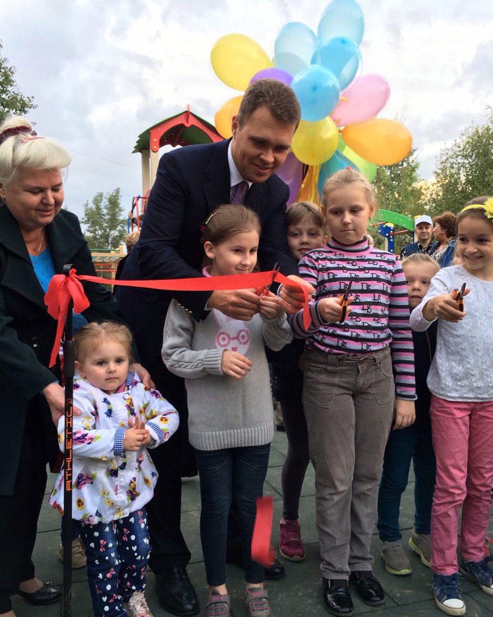 Открыли детскую площадку в микрорайоне Леонидовка (ул. Каргина, 40, к. 1)  #Мытищи
