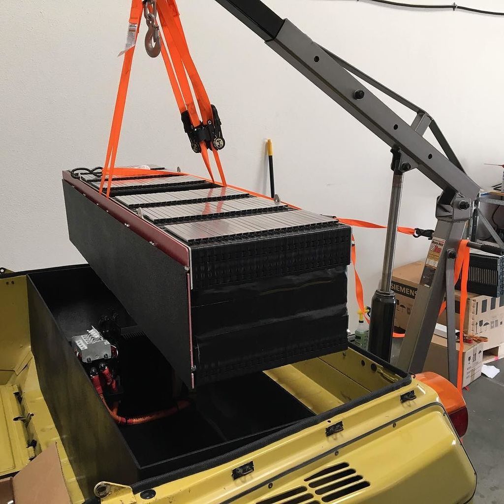 zelectric's tweet photo. 👍Thing rear batteries are in. #zelectric #zbug6 #electricvwthing @icon4x4 #iconderelict #iconev #electricrestomod … https://t.co/gBOdBIjPZP