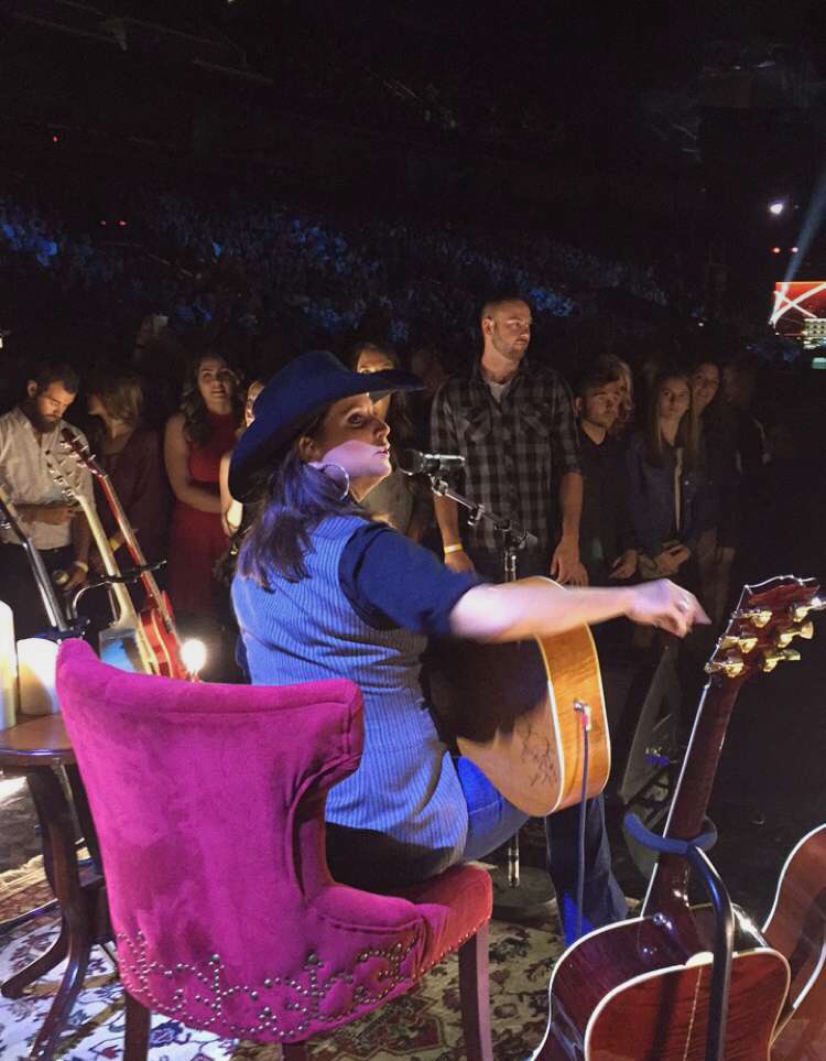 Jer_Gough's tweet photo. Queen🐝🇨🇦Country - what an unreal #CCMA40 @TerriClarkMusic @Country104 @CCMAofficial https://t.co/goLvDZIeqS