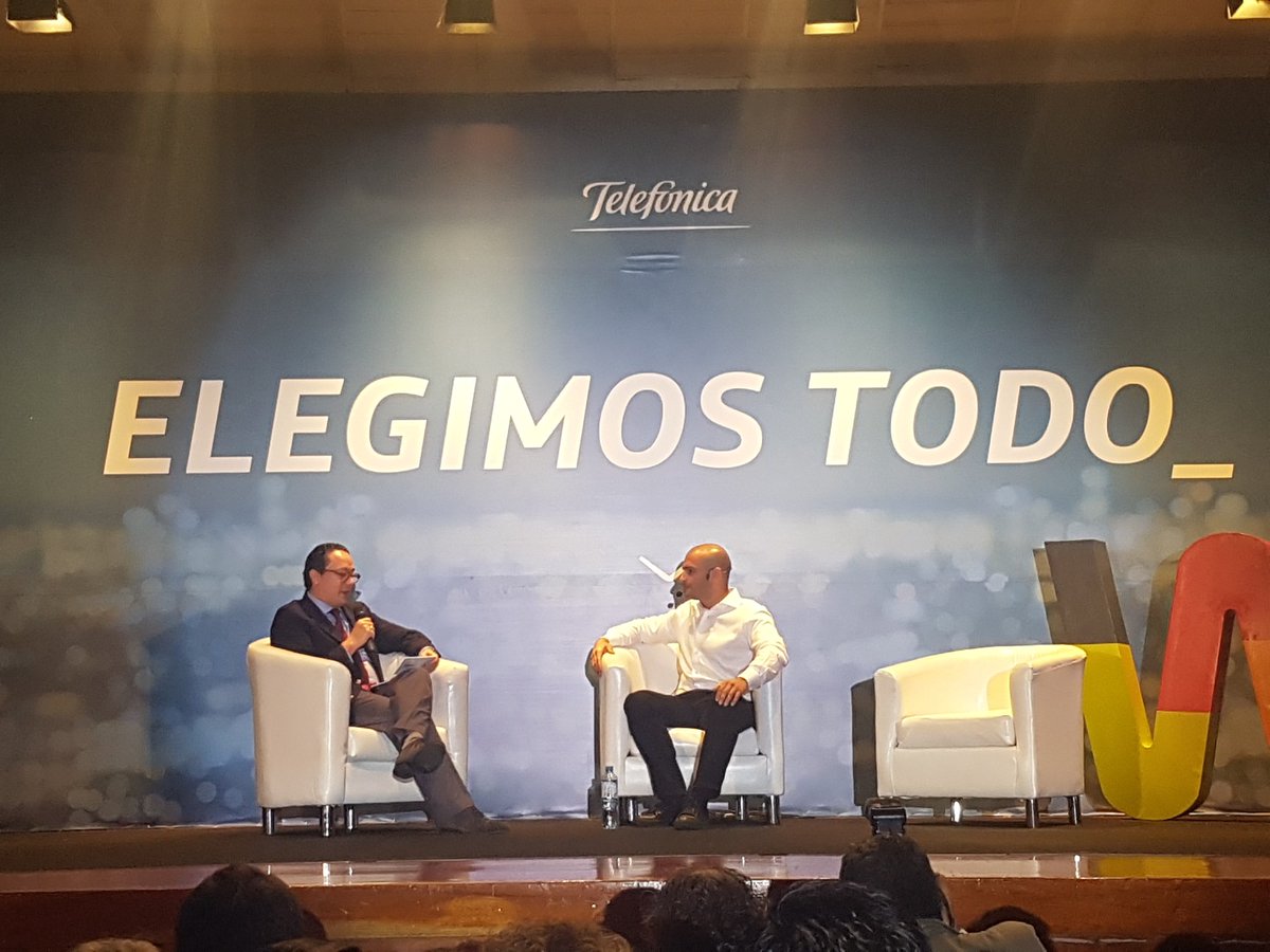 lucia_rw's tweet photo. @talktoandres : es importante tener una visión no solo local sino regional, incluirlo en tu modelo @WayraPe #TOFDSQ https://t.co/SSWU1X7WCd