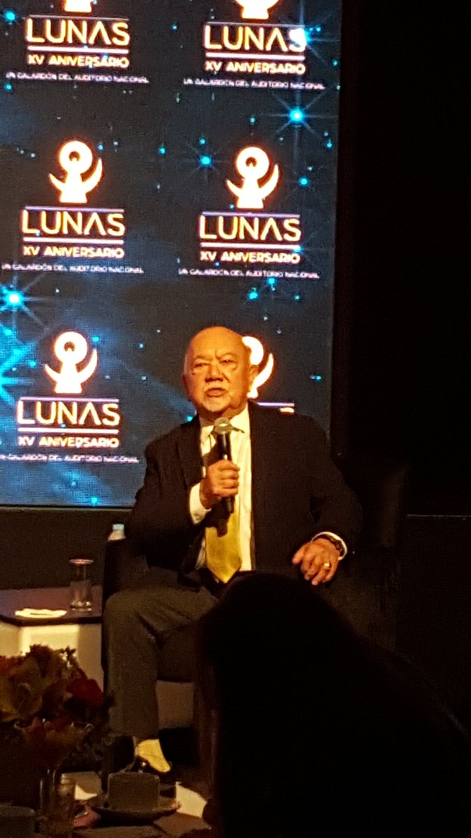 <a href="/sergiocoronamx/">Sergio Corona</a> en la presentación de las <a href="/LunasAuditorio/">Lunas del Auditorio</a>