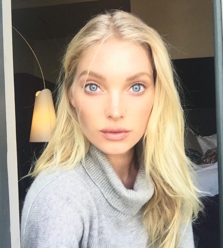artofthesouI's tweet photo. Elsa Hosk is Khione, goddess of snow. https://t.co/A7TiHuMUn2