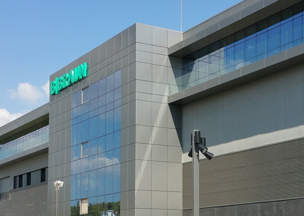 danrodfor's tweet photo. #performanceinlighting It has been a pleasure working on the #lighting of the new facilities of @bbraun_es in #Rubi https://t.co/2EQubcR6zL