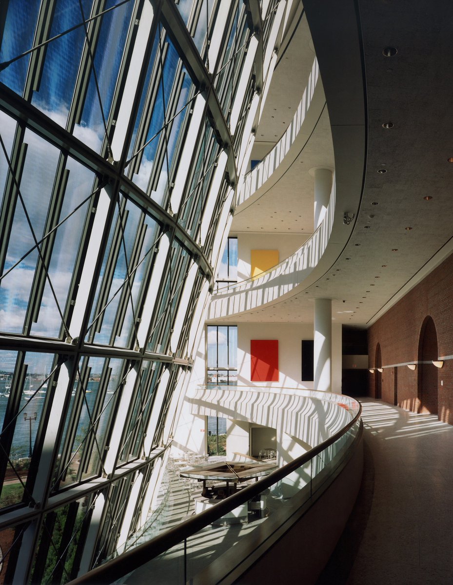 PeiCobbFreed's tweet photo. #Moakley U.S. Courthouse wins GSA’s new 10 Year Award, recognizing iconic design and long-term public benefit https://t.co/WpCd6wIeEJ