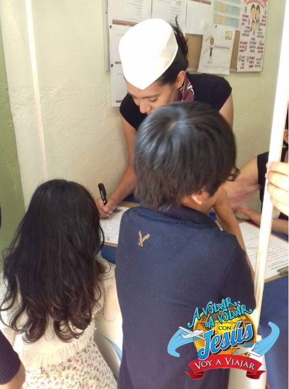 dia_childrens's tweet photo. Extraordinario trabajo de la #EBV2016, organizado por la Iglesia Central de Izcalli del Distrito Izcalli 2. México https://t.co/FpCyXyeHqv