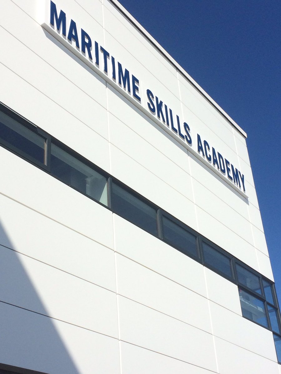 savage_lighting's tweet photo. Thank you for the tour of your fantastic facilities it was great to be there for the opening @MSADover #MSALaunch https://t.co/9HBxb7MpON