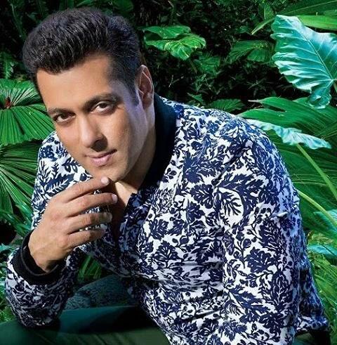 ImBubblyBlossom's tweet photo. #ClothesDefineCharacter,  @BeingSalmanKhan defines #SplashFashions >> @SplashFashions @razabeigsplash @alyrazabeig https://t.co/jw6dQBPO5p