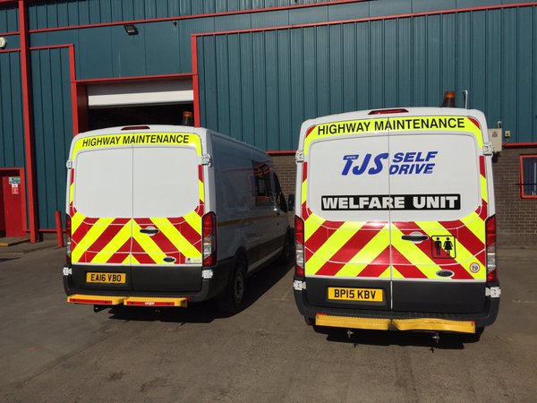 Havn't shared this great looking duo for a while ... <a href="/Tjsselfdrive/">TJS Self Drive</a> #VehicleConversions #Clarks (tel: 01302 784 490)