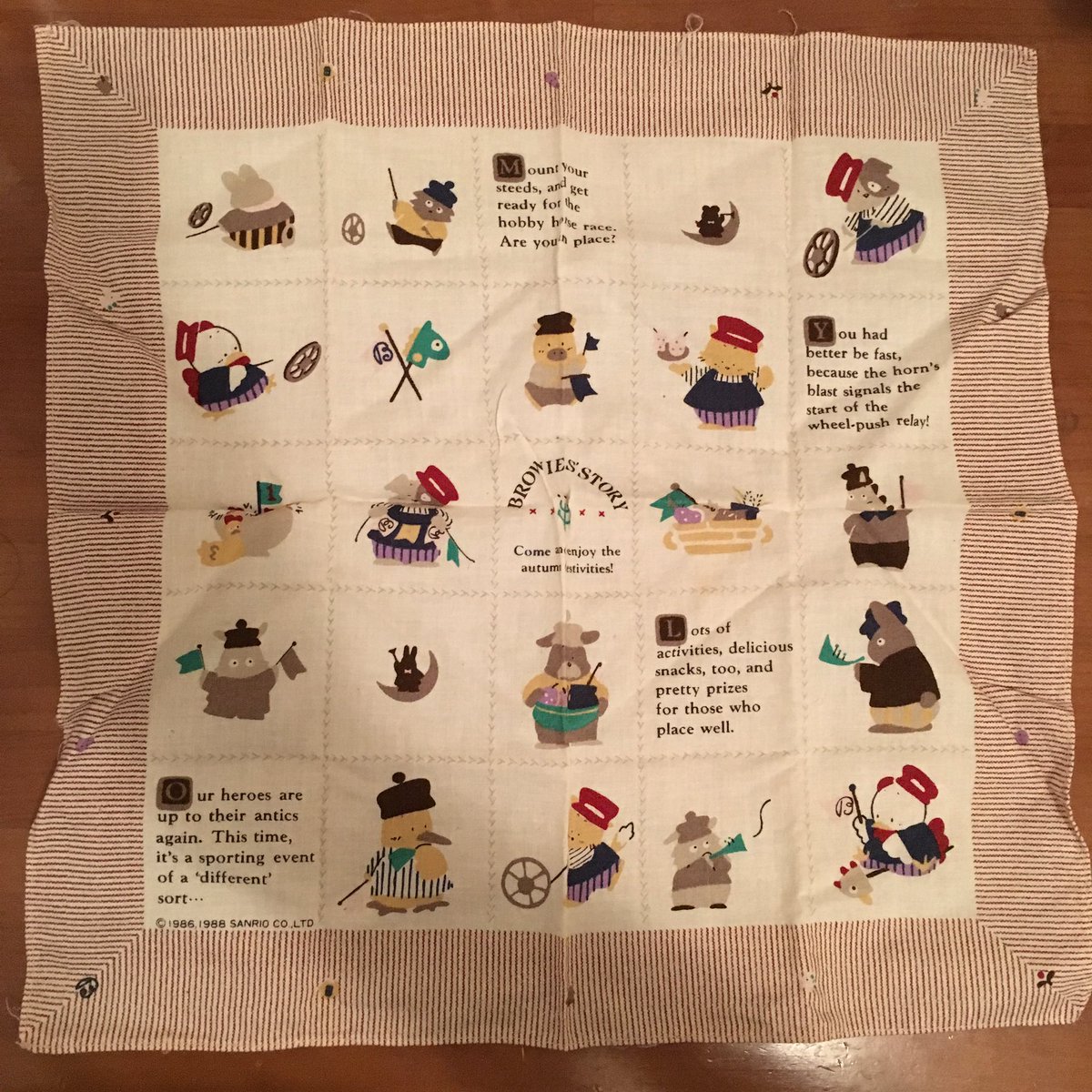 ちっぷ 個人的に一番アツいのはソウルオリンピックのハンカチ しかも2枚ある おばあちゃんが現地まで観に行ったので多分その時買ってきてくれたのかな このオッさん臭いデザイン最高だろ めっちゃかわいい