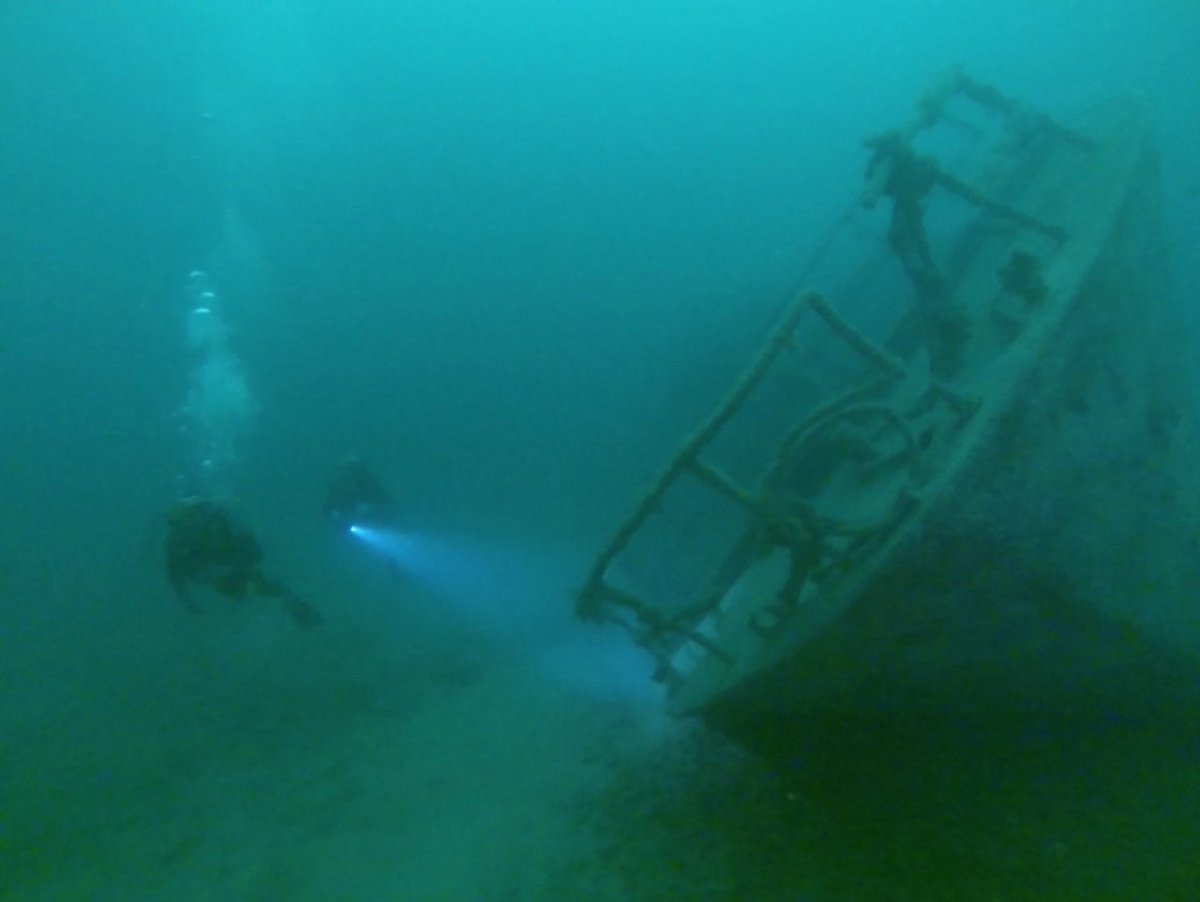 Bienvenue à la Cave de Poséidon ! Bonifier votre vin sous l'océan