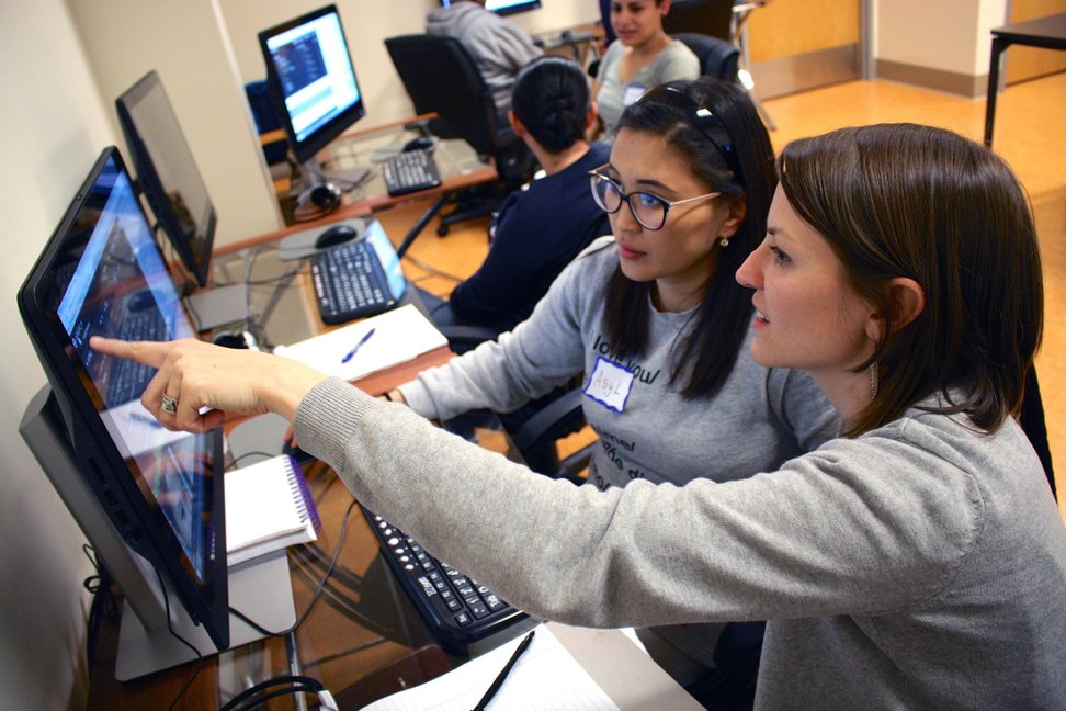 ShaluPyapali's tweet photo. Remove barriers into tech for women &amp; non-binary adults w/ @TechtonicaOrg! https://t.co/ELbMGtpgPV #BridgeTheTechGap https://t.co/64c4H1WAsz
