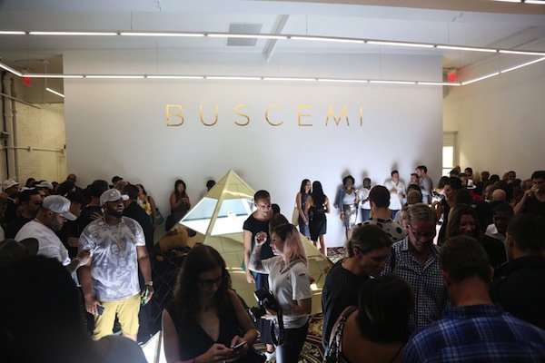 Fashion Times tweet media